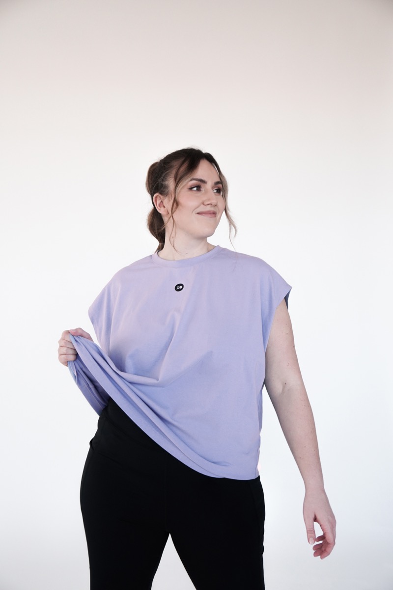 Plus size t-shirt from jersey in lavender colour from the front