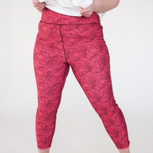 Plus size red printed leggings from polyester from the front