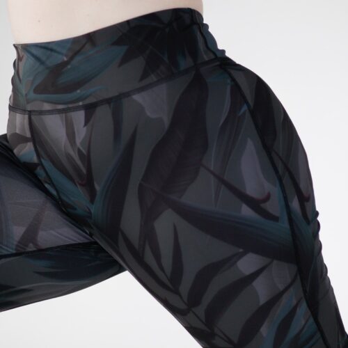 Plus size Olive printed leggings from polyester close view